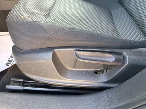 Used 2014 Volkswagen Jetta S image 23