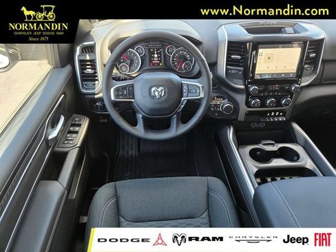 New 2026 RAM 1500 Big Horn AWD/4WD image 8