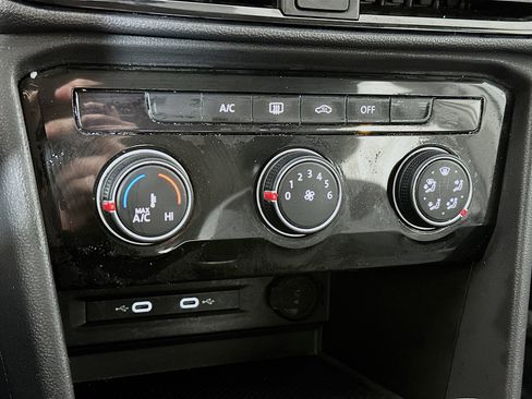 Used 2024 Volkswagen Taos S image 15