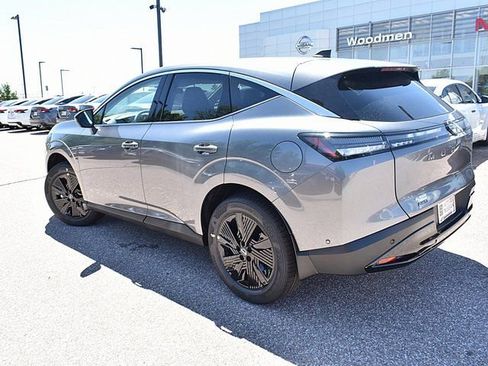 New 2025 Nissan Murano SV image 4