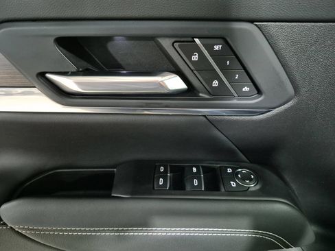 Certified 2026 GMC Terrain Denali AWD/4WD image 24