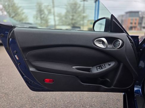 Used 2019 Nissan 370Z w/ Sport Package RWD image 15