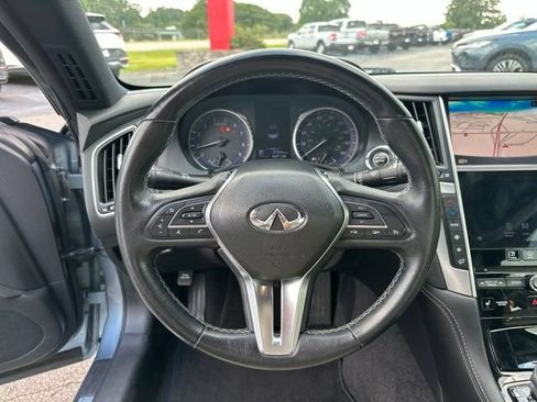 Used 2018 INFINITI Q60 3.0t Luxe w/ Sensory Package 3.0T Luxe RWD image 12
