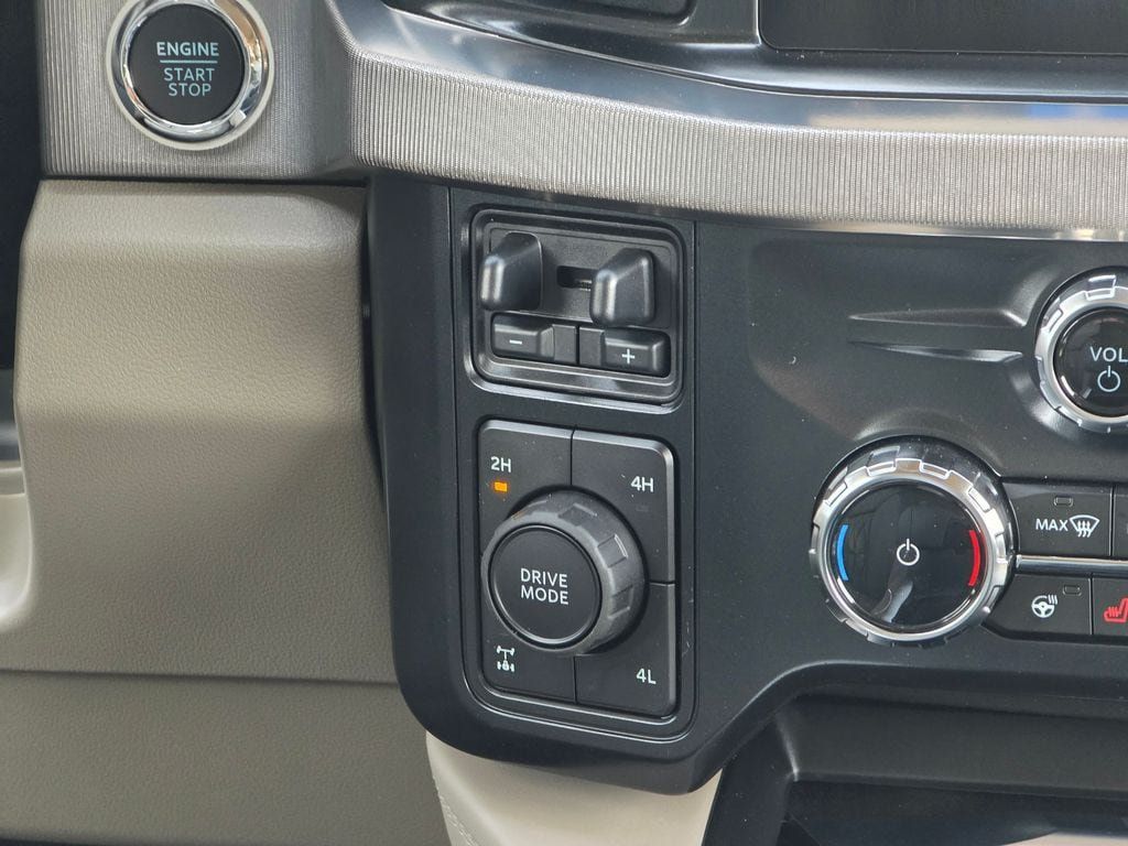 New 2026 Ford F350 Platinum w/ Platinum Plus Package AWD/4WD image 18