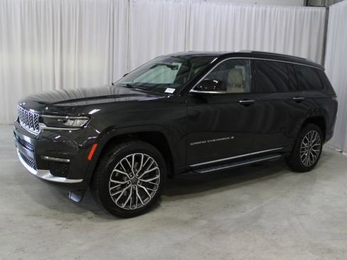 Used 2022 Jeep Grand Cherokee L Summit AWD/4WD image 33