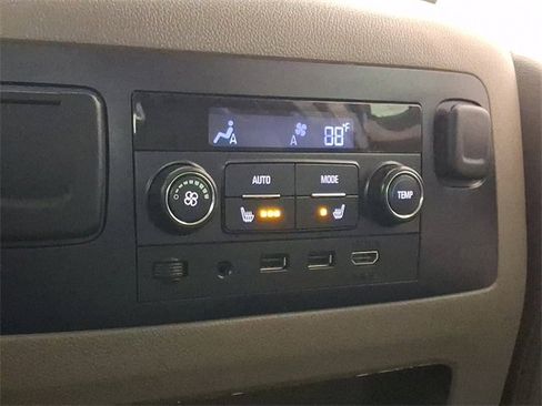 Used 2017 Chevrolet Tahoe Premier image 15