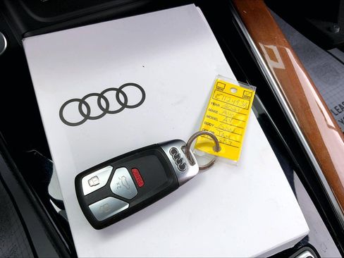 Used 2021 Audi A4 2.0T Premium Plus w/ Premium Plus Package AWD/4WD image 13