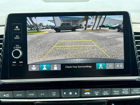 Certified 2026 Honda Odyssey Touring image 24