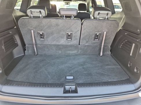 Used 2026 GMC Acadia AT4 w/ Luxury Package AWD/4WD image 42