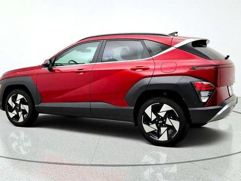Used 2025 Hyundai Kona Limited AWD/4WD image 7