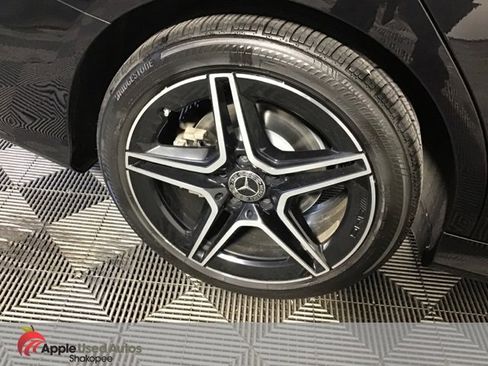 Used 2019 Mercedes-Benz C 300 4MATIC Sedan image 30
