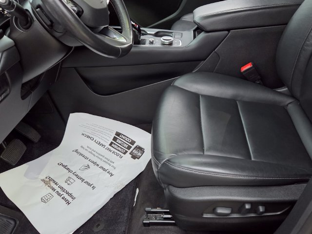 Used 2023 Cadillac XT4 Premium Luxury FWD image 6