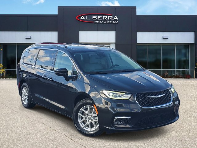 Used 2021 Chrysler Pacifica Touring-L FWD image 1