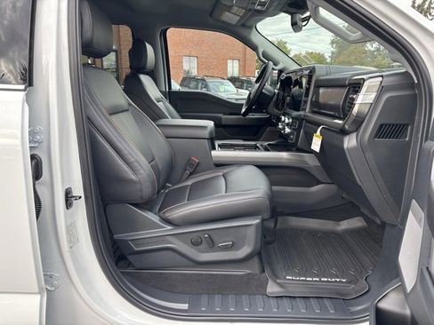 New 2026 Ford F350 Lariat w/ Lariat Premium Package image 17
