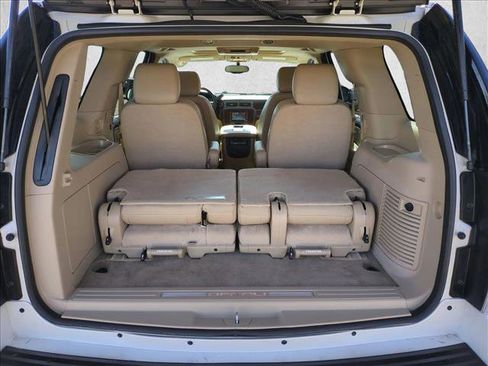 Used 2014 GMC Yukon Denali image 6