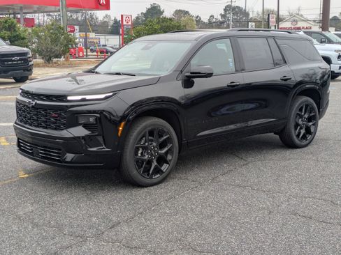 New 2026 Chevrolet Traverse RS image 8