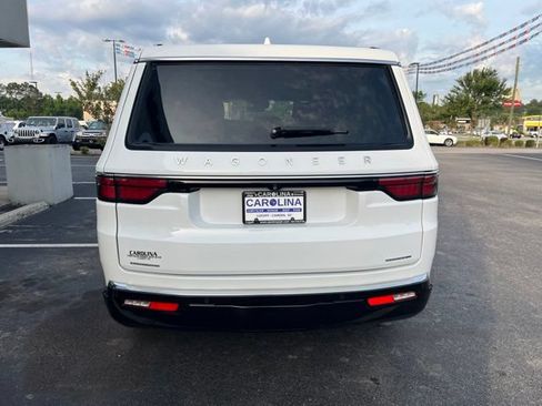 Used 2023 Jeep Wagoneer Series III w/ Convenience Group I AWD/4WD image 35
