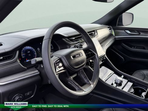 Used 2023 Jeep Grand Cherokee L Overland image 22