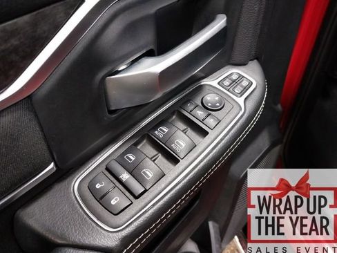 Used 2024 RAM 2500 Big Horn w/ Sport Appearance Package image 6