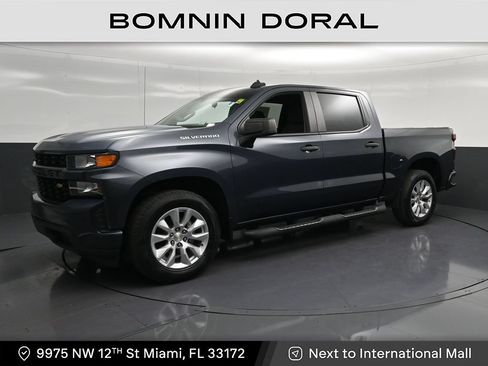 Used 2022 Chevrolet Silverado 1500 Custom w/ Safety Confidence Package RWD image 1