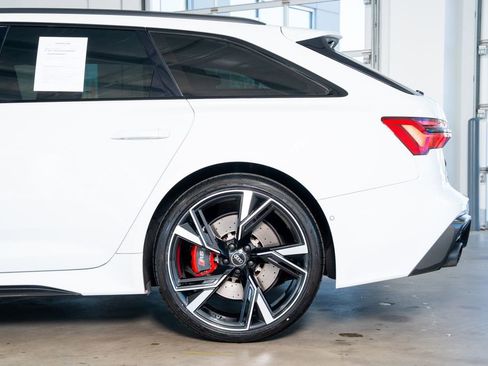 Used 2021 Audi RS 6 w/ Carbon Optic Package AWD/4WD image 22