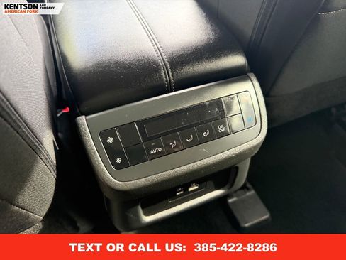 Used 2025 Nissan Pathfinder SV image 36