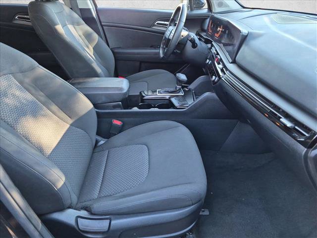 Used 2026 Kia Sportage LX FWD image 26