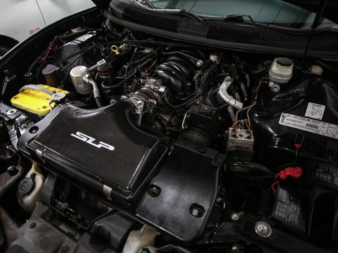 Used 2001 Pontiac Firebird Formula w/ Protection Group image 32