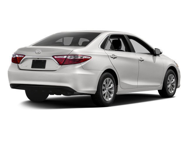 Used 2016 Toyota Camry LE FWD image 2