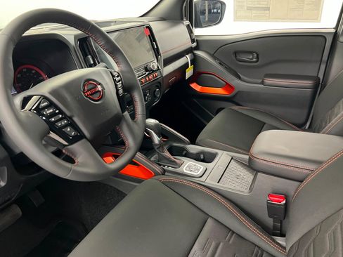 New 2026 Nissan Frontier PRO-4X w/ Pro-4x Convenience Package AWD/4WD image 15