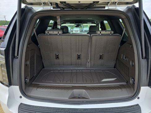 New 2026 Chevrolet Tahoe LT w/ Comfort Package RWD image 18