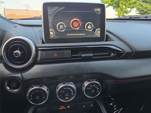 Used 2016 MAZDA MX-5 Miata Grand Touring RWD image 20