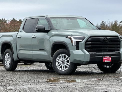 New 2026 Toyota Tundra SR5 w/ SR5 Premium Package image 2