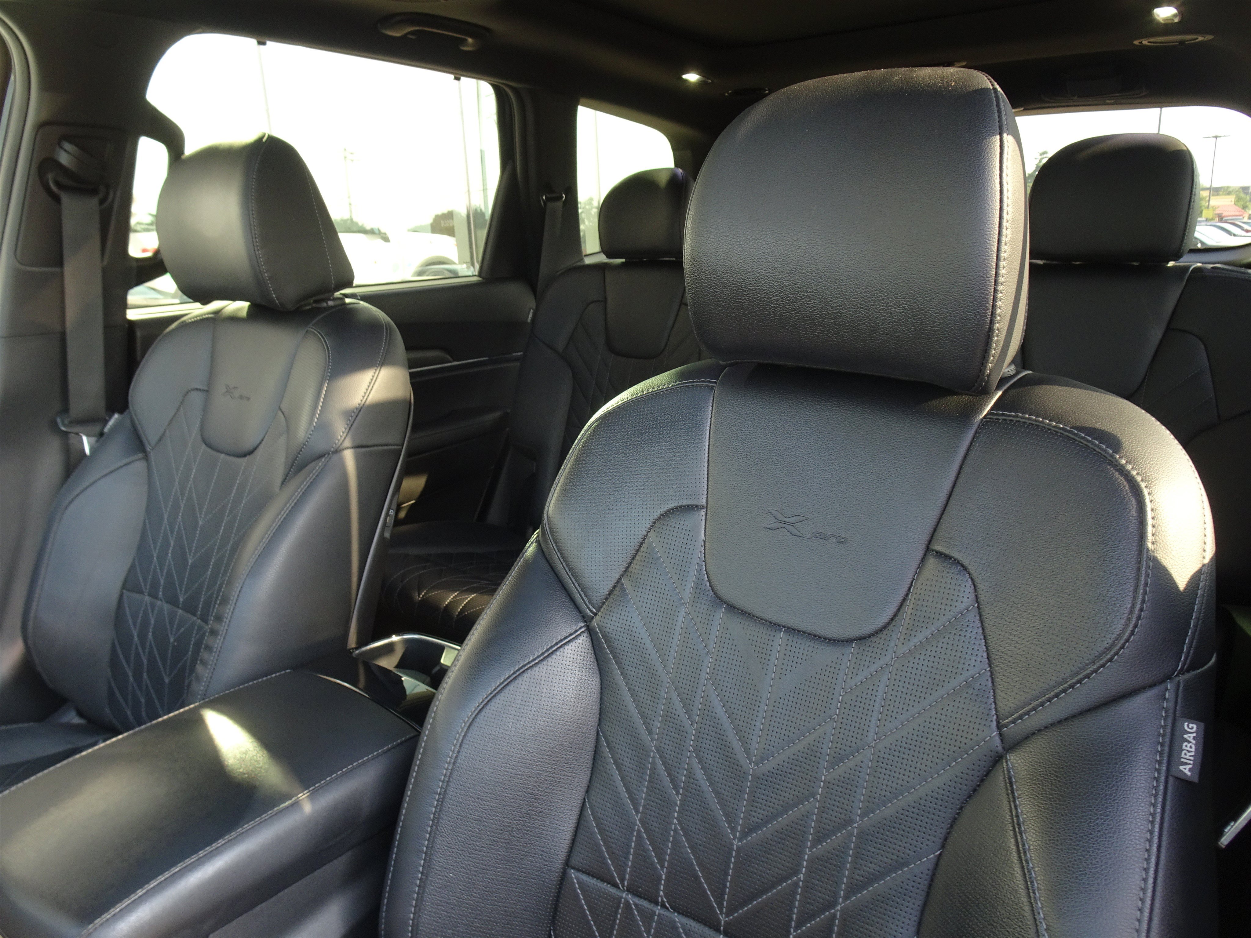 Used 2023 Kia Telluride SX X-Pro AWD/4WD image 11