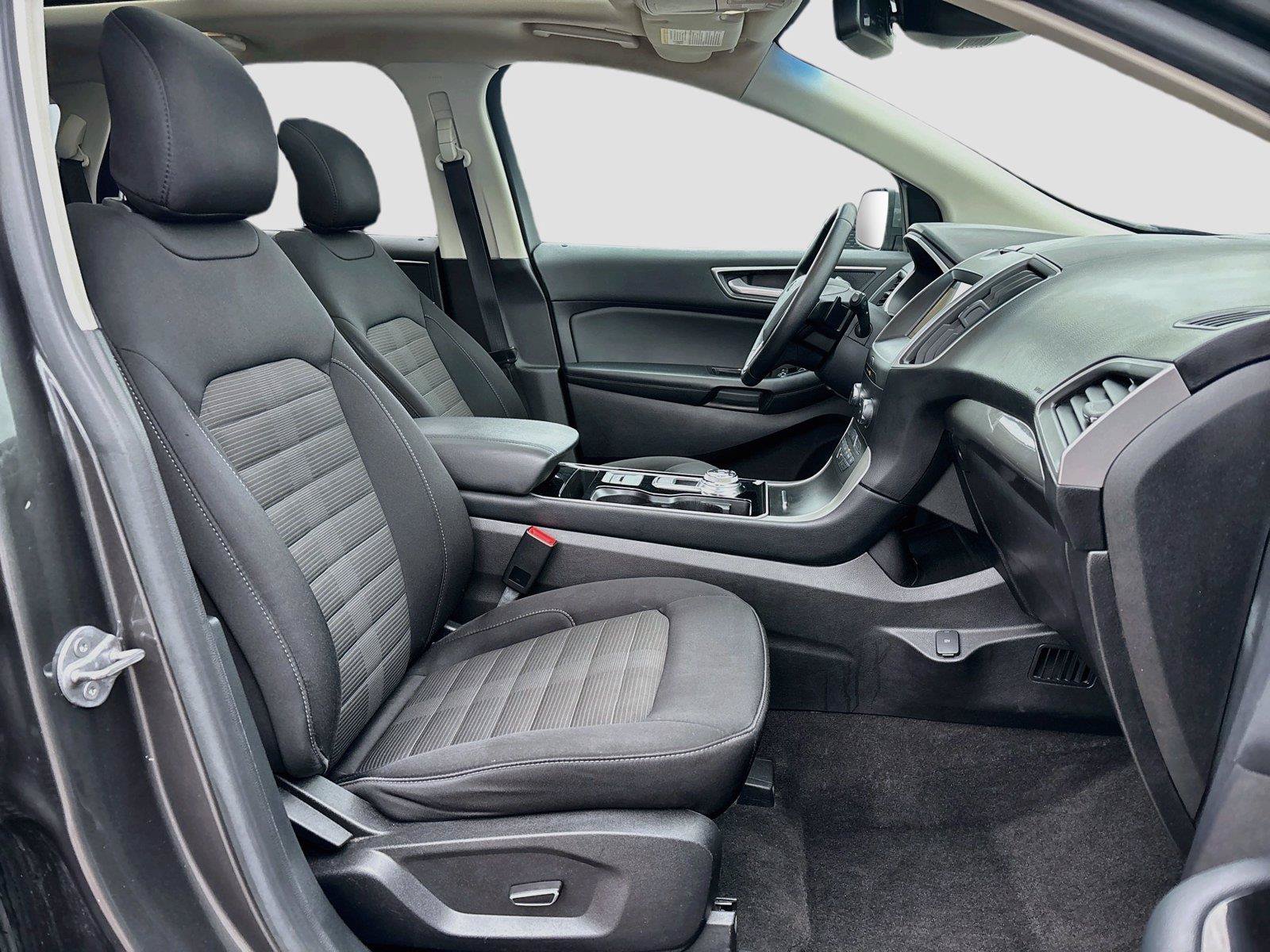 Used 2019 Ford Edge SEL AWD/4WD image 29