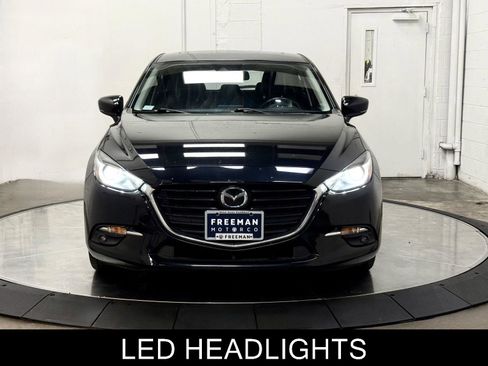 Used 2018 MAZDA MAZDA3 Grand Touring FWD image 3