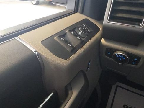 Used 2020 Ford F250 XLT AWD/4WD image 27