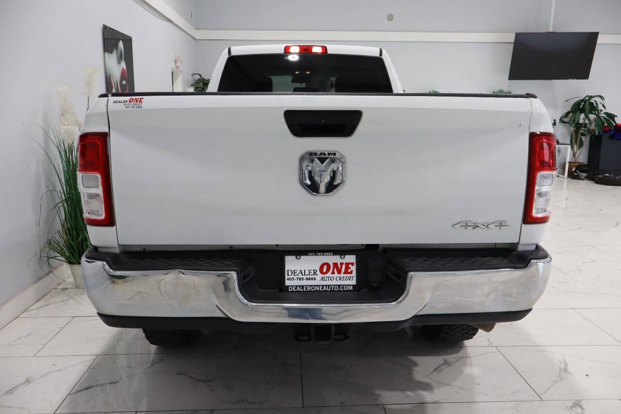 Used 2021 RAM 2500 Tradesman w/ Chrome Appearance Group AWD/4WD image 4