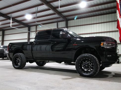 Used 2024 RAM 3500 Laramie w/ Night Edition AWD/4WD image 15