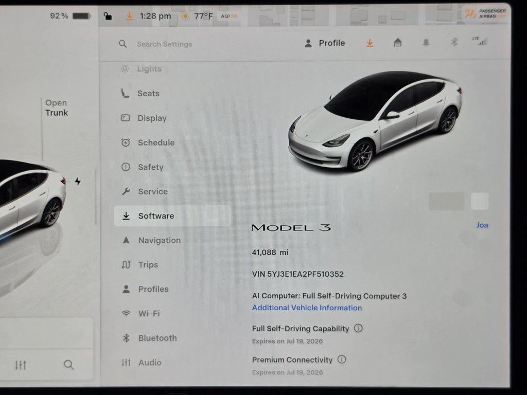 Used 2023 Tesla Model 3 Standard Range RWD image 33
