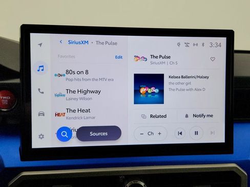 Used 2024 Toyota Tacoma TRD Sport image 17