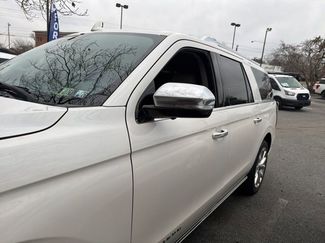 Used 2019 Ford Expedition Max Platinum video 3