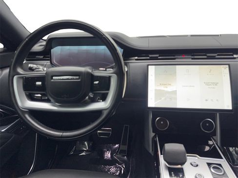 Used 2023 Land Rover Range Rover SE image 51