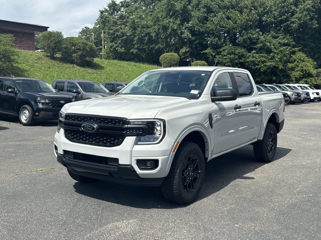 New 2026 Ford Ranger XLT w/ Equipment Group 301A High RWD image 3