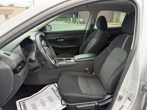 Used 2021 Nissan Sentra SV FWD image 6