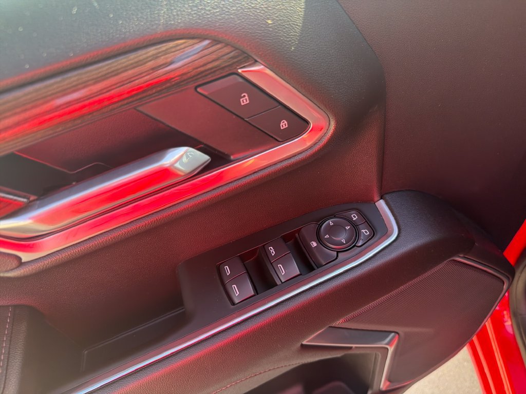 Certified 2025 Chevrolet Silverado 1500 LT AWD/4WD image 28