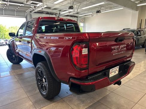 Used 2023 GMC Canyon Elevation w/ Convenience Package AWD/4WD image 15