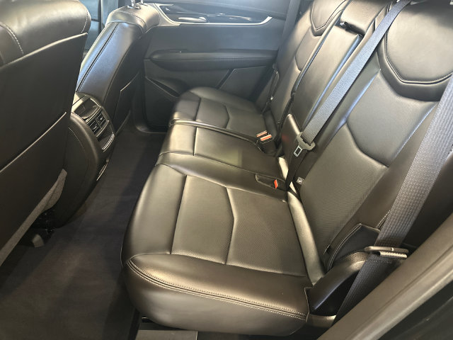 Certified 2025 Cadillac XT5 Premium Luxury w/ Technology Package AWD/4WD image 27