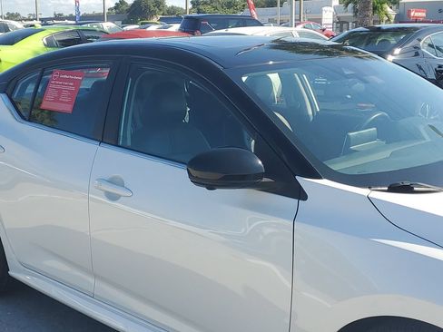 Certified 2024 Nissan Sentra SR w/ SR Premium Package FWD image 10