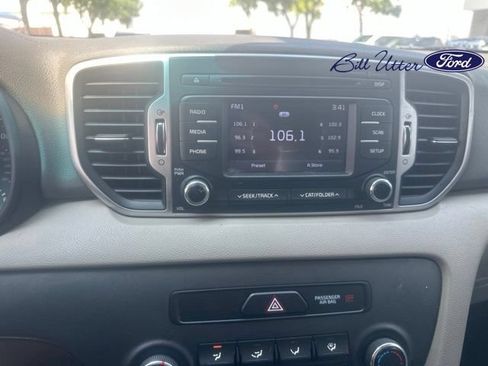 Used 2017 Kia Sportage LX FWD image 8